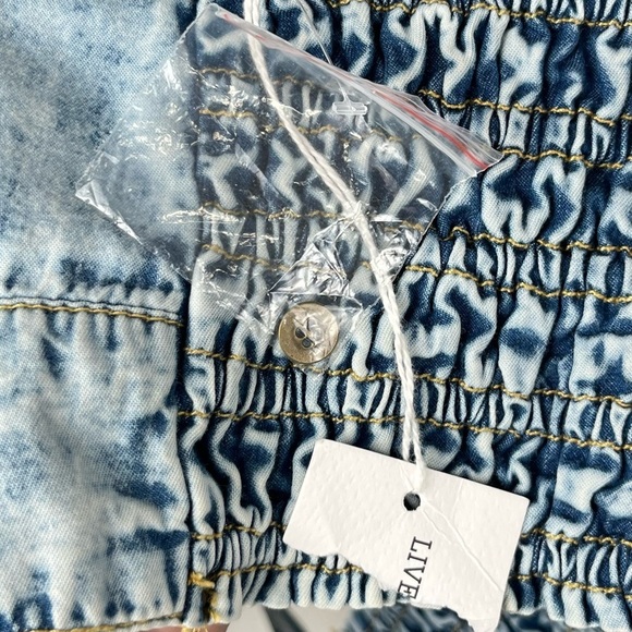 NWT Live 4 Truth Acid Washed Denim Cropped Tank Top Size Large - Picture 10 of 14